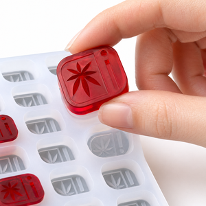 Moules en silicone pour bonbons gélifiés avec logo de l'État de TH, compatibles avec les déposeurs universels de truffes pharmaceutiques Baker Perkins ServoForm ATG - Product Image 1