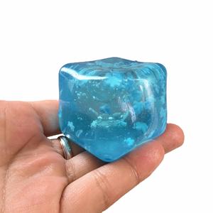 ของเล่นบีบคลายเครียดรูปทรงสี่เหลี่ยมขนาด 3/4.5/5.5 ซม. แบบนุ่มนิ่ม ช่วยผ่อนคลายความวิตกกังวล รูปทรงก้อนน้ำแข็งเกล็ดหิมะ - Product Image 1