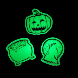 UV Chống Thấm Nước Vinyl Night Glow Trong Dark Sticker Biểu Tượng Tùy Chỉnh Chết Cắt Huỳnh Quang Sáng Trang Trí Sticker - Product Image 4