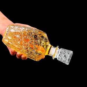 Venta al por mayor de licores, botellas de vidrio para whisky, 500ml, 800ml, botella de copa de vino de fruta, botellas de montaña para whisky, vodka, Ginebra - Product Image 2