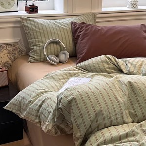 Juego de Ropa de Cama de Algodón Puro de Estilo Nórdico Minimalista en Azul y Verde, Juego de Edredón de Cuatro Piezas con Rayas para Apartamento, Sábana - Product Image 2