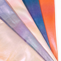 Cuir artificiel synthétique en métal de feuille holographique en cuir lisse coloré lumineux d'unité centrale pour des sacs