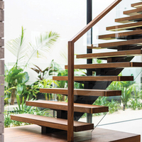 Escalier préfabriqué à poutre simple avec marches en bois d'ingénierie pour une installation rapide