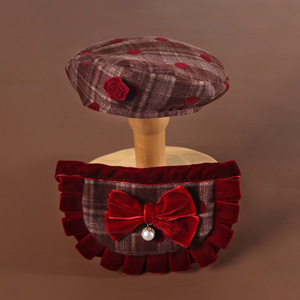Ensemble de costumes pour animaux de compagnie : Nœud papillon, écharpe, chapeau, style élégant, personnalisable OEM, style bijoux pour la décoration de vêtements pour chats - Product Image 4