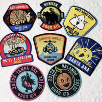 Insignes de patch brodés en tissu personnalisé de vastes cadeaux fer sur patchs de broderie Patch tissé pour vêtements