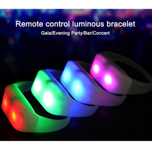 Pulseira LED Controlada Remotamente com Logo OEM 15 Multicolorida Programável DMX para Concentração - Product Image 2