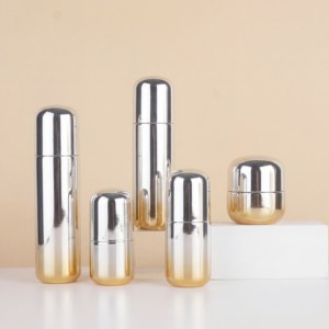 Set <span class=keywords><strong>de</strong></span> Belleza <span class=keywords><strong>de</strong></span> Lujo con Trébol <span class=keywords><strong>de</strong></span> Cuatro Hojas: Esencia, Crema para Ojos, Loción y Agua en Frascos <span class=keywords><strong>de</strong></span> Vidrio Premium, Tamaños 50g/30ml/50ml/100ml/120ml - Product Image 6