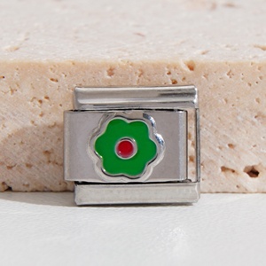 Breloques italiennes argentées tendance en gros, en acier inoxydable inaltérable, breloque cœur colorée pour bracelet italien - Product Image 6