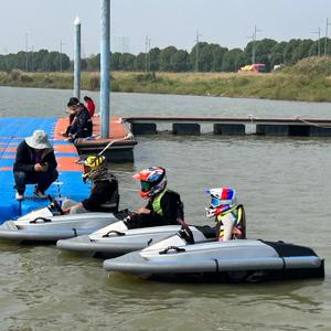 Prix d'usine Luxe 15KW Mini Jet Boat avec pédales, monoplace pour sports nautiques, pêche, Sea Kart, Kayak, Rameur KC07 Bateau de pêche KC - Product Image 1