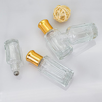 Rouleau en verre de forme Unique 3ML 6ML 12ML bouteille en verre vide transparent parfum en verre huile essentielle Attar rouleau bouteilles cosmétiques