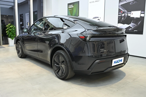 Nouvelle Tesla Model <span class=keywords><strong>Y</strong></span> 2025, 660 km d'autonomie, noir, 4 roues motrices, bleu profond, véhicule électrique pur, SUV intermédiaire, voiture de sport de luxe, voitures Tesla - Product Image 5