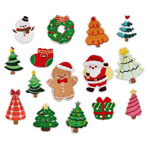 Exquisitos Parches Bordados Navideños de 5x8cm Autoadhesivos para Ropa y Bolsas, Bordado Personalizado - Product Image 3