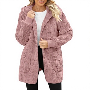 Offre Spéciale : Ensemble 3 Pièces Marron Imprimé – Manteau Hiver Décontracté à Capuche et Manches Lanterne en Velours, et Costume d'Affaires Formel - Product Image 2