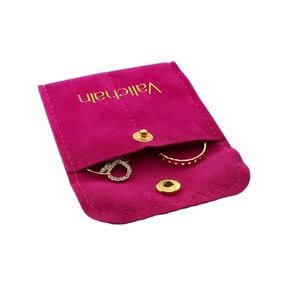 Pochette à bijoux en velours avec bouton logo doré, accessoires pour l'emballage de bagues et boucles d'oreilles - Product Image 3
