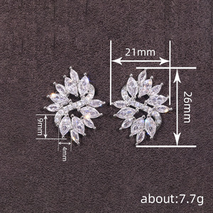 Orecchini a Perno Geometrici Marquise per Donne, Accessori per Orecchie per Matrimoni e Uso Quotidiano - Product Image 4