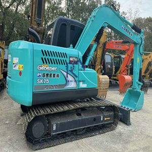 Excavadoras Kobelco SK75 Usadas en Venta, Precio Económico, Importación Original, Excavadora de Cadenas de Acero Kobelco 75 de Segunda Mano en Buen Estado - Product Image 1