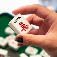 Portable Mini Mahjong Machine Ultra-Léger Smart Compact Mahjong Table Fabricant Vente Directe pour Nous