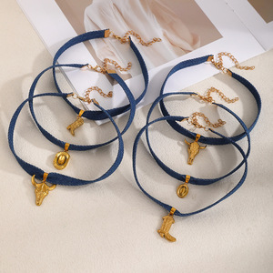 Kalung choker denim biru bergaya <span class=keywords><strong>vintage</strong></span> retro western Asu Cross-border dengan aksesoris kepala banteng koboi, topi, dan liontin emas untuk wanita. - Product Image 3