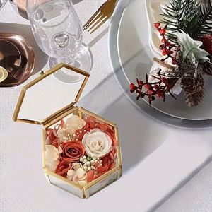 Caja de Joyería Hexagonal de Vidrio de Estilo Vintage con Detalles en Latón Dorado, Organizador de Joyas Transparente, Estuche Decorativo de Estilo Retro para Tocador - Product Image 5
