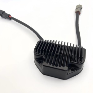 Redresseur régulateur de tension de moto pour <span class=keywords><strong>Harley</strong></span> <span class=keywords><strong>Davidson</strong></span> Dyna Super Glide EFI FXDI FXD FXDC Sport FXDX 2004 2005 - Product Image 2