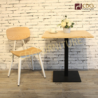 Table en bois avec pieds en fer, de Style nordique moderne, Table ronde et carrée, pour Restaurant et café, 2023