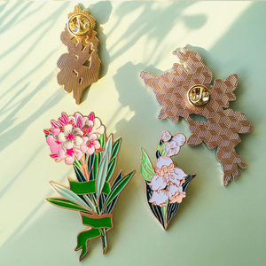 थोक धातु के लोगो ने कठोर नरम तामचीनी पिन लैपल पिन कस्टम फैशन ब्रोच पिन के फूल महिला कपड़ों के लिए गुलाब गुलाब - Product Image 3