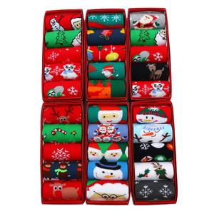 Nuevos Calcetines de Algodón de Invierno para Hombre y Mujer Marca de Moda en Caja de Regalo Navideña de Personalidad a Media Pantorrilla Venta al por Mayor de Fabricantes - Product Image 6