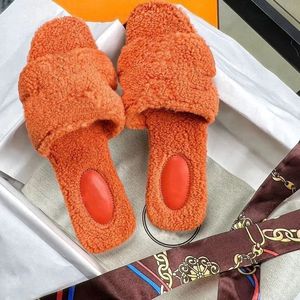 Pantoufles de créateur pour femmes, pantoufles en laine à bride unique pour femmes, pantoufles chaudes et antidérapantes pour l'extérieur, pantoufles en peluche pour femmes - Product Image 1