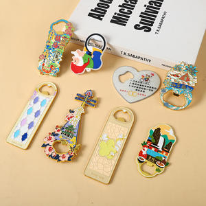 פותחן בקבוקים מגנטי בצורת לב בעיצוב אלגנטי, מתנה לחתונה עם לוגו בהתאמה אישית / ריק, למזכרת אירוע חתונה - Product Image 3