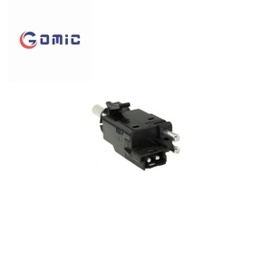 GOMIC Auto Parts 0015450109 Interruptor de luz de freno para Mercedes Benz W201 W202 C208 A208 C124 <span class=keywords><strong>W124</strong></span> S210 R129 - Product Image 2
