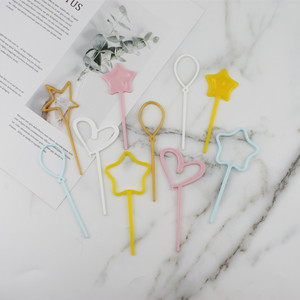 Plastic Cake Toppers Heart Star Crown Birthday Decoration Reusable - Product Image 2