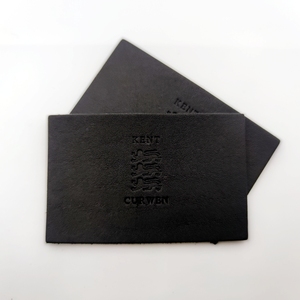 निर्माता कस्टम चमड़े के पैच लोगो उभरा हुआ चमड़े के पैच हैंडबैग हैंडबैग चमड़े के लेबल - Product Image 2