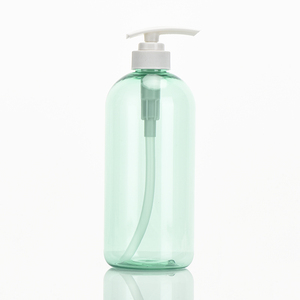 Large Capacity 700ml Refillable Liquid Soap Shower Gel Shampoo Dispenser Cosmetics Container plastic bottle with pump dispenser