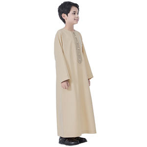 Moyen-Orient nouveau modèle adolescent garçons Robe longue Thobe Thawb sud-est asiatique arabe Hui ethnique enfants Abaya Costume Applique bord Thawb - Product Image 3