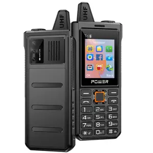 GSM 2G 견고한 야외 휴대 전화 T1 3 개의 SIM 카드 2.0 인치 화면 4000mAh 배터리 큰 키 바 전화 손전등