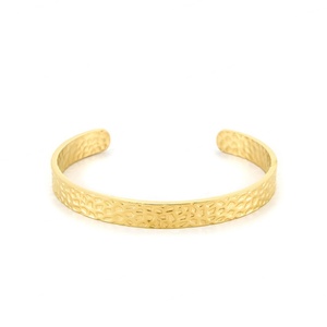 Brazalete de Acero Inoxidable con Acabado Hummer, Diseño Nuevo 2024, Venta al Por Mayor, Personalizado - Product Image 5