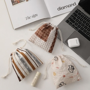 Sac à cordon de dessin animé, sac de rangement pour étudiants, sac à rouge à lèvres, trousse de maquillage, trousse de toilette, ensemble de trois pièces, sac de rangement patchwork anti-<span class=keywords><strong>poussière</strong></span> pour femmes - Product Image 2