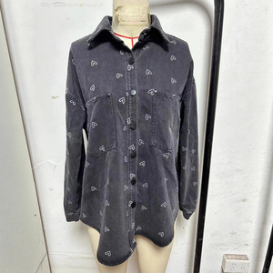 <span class=keywords><strong>Camicia</strong></span> in Denim oversize <span class=keywords><strong>da</strong></span> <span class=keywords><strong>donna</strong></span> in cotone Channel 2025 con stampa a cuore autunnale camicie <span class=keywords><strong>di</strong></span> <span class=keywords><strong>jeans</strong></span> a maniche lunghe con maniche - Product Image 3