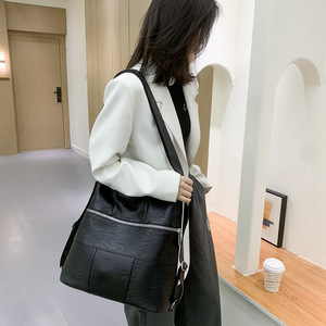 Sac fourre-tout vintage en cuir PU pour femme, sac à main rétro tendance, sac à bandoulière décontracté pour voyage - Product Image 3