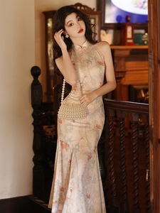 Nouvelle <span class=keywords><strong>Robe</strong></span> <span class=keywords><strong>Cheongsam</strong></span> sans Manches à Col Halter de Style Chinois pour Femme, Améliorée, Élégante, <span class=keywords><strong>Robe</strong></span> de Mariée, <span class=keywords><strong>Robe</strong></span> de Matin, <span class=keywords><strong>Robe</strong></span> d'Été Noble Coupe Sirène - Product Image 1
