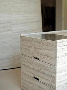 Îlot <span class=keywords><strong>de</strong></span> cuisine moderne design <span class=keywords><strong>de</strong></span> luxe en marbre travertin beige couvrant la décoration du comptoir <span class=keywords><strong>de</strong></span> bar - Product Image 3