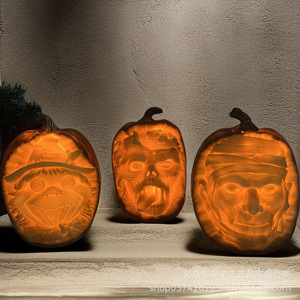 Linterna de calabaza de Halloween, decoraciones de resina, accesorios para exteriores que funcionan con pilas - Product Image 1