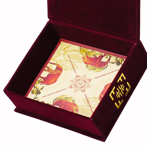 Luxury Custom Magnet Folding Flat Paper Pack Packaging <b>Box</b> Gift Magnetic Velvet <b>Box</b> with Magnet Closure - Product Image 4