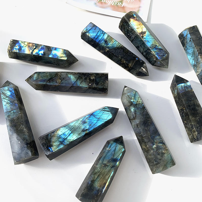 ลาบราดอไลท์