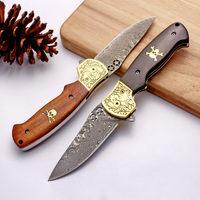 Couteau de poche en acier Damas avec tête sculptée, manche en bois, personnalisable, pour la randonnée, le camping, la découpe de fruits, couteau pliant