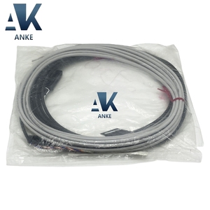 Câble standard PNP Keyence GL-SP5P de 5 mètres en cuivre toronné avec isolation LSZH IP65 pour système de rideau lumineux de sécurité GL-S industriel - Product Image 1