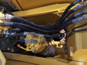 Excavatrice sur chenilles hydraulique de haute qualité Komatsu PC160-7 avec peinture d'origine - Product Image 2