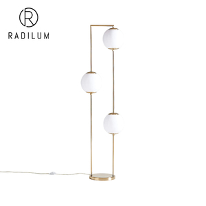 <span class=keywords><strong>Lampadaire</strong></span> Moderne Nordique pour Chambre d'Enfant, Créatif en Métal et Acrylique, LED 3 Lumières, Vente en Gros Usine, Export Transfrontalier, Lampe Enfant Cosmos - Product Image 1