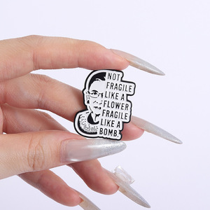Pin de Solapa con Frases en Inglés sobre Poder Femenino y Justicia, Pin de Solapa de Metal con Esmalte Suave, Motivacional y Feminista - Product Image 3
