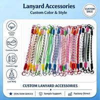 Sangles porte-clés en cordon tressé coloré avec anneaux métalliques enveloppés au centre pour breloques de sac, sacs à dos, tirettes de fermeture éclair et accessoires de bricolage